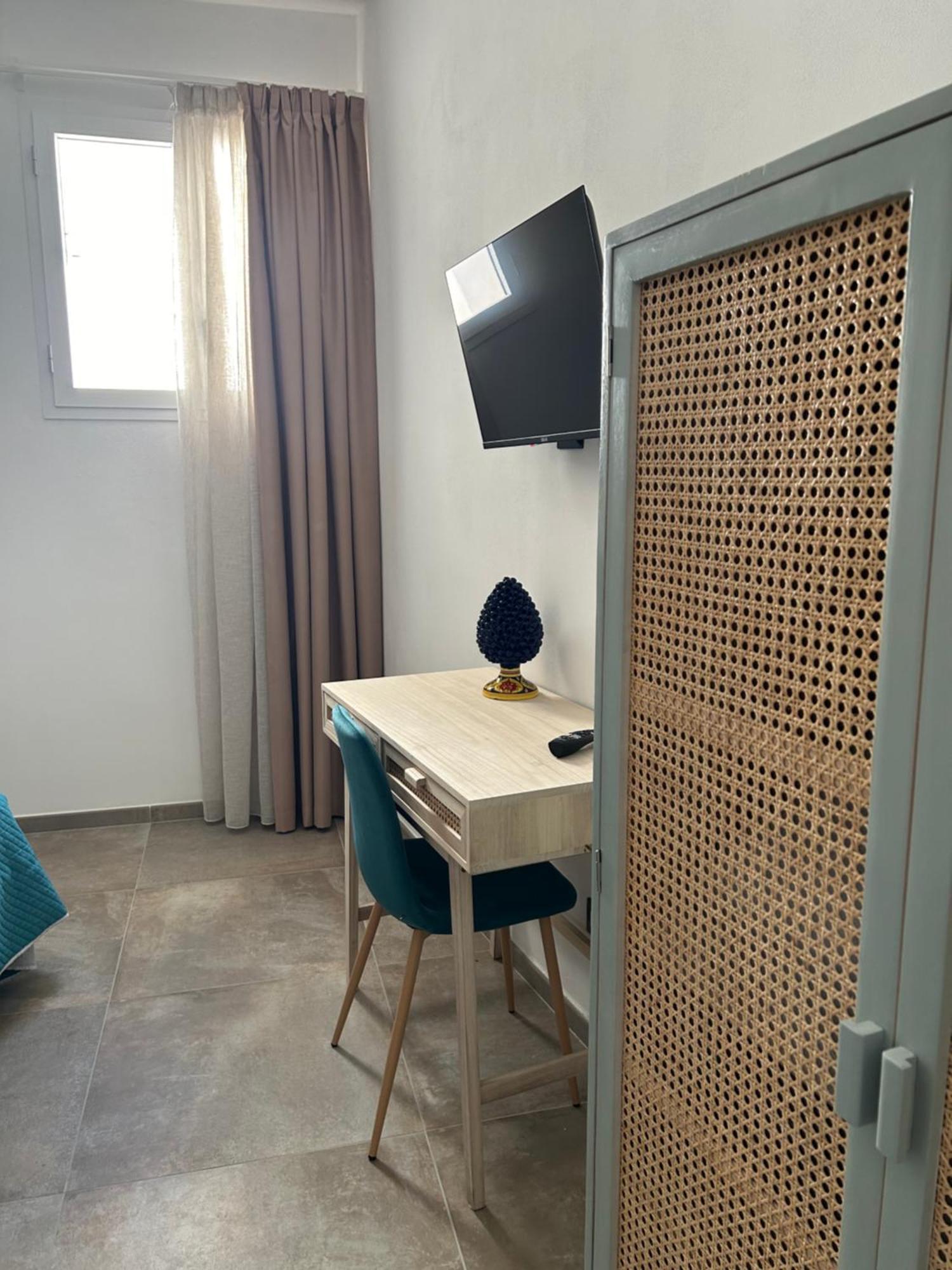 La Casa Di Pippo Flora Bed & Breakfast Agrigento Dış mekan fotoğraf